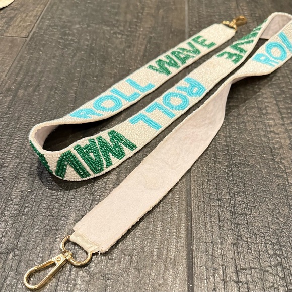 Tulane Crossbody Bag Beaded Strap with Roll Wave Lettering - Picture 6 of 7